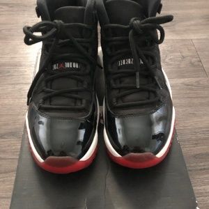 Air Jordan 11 Retro Bred's